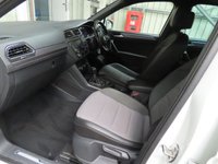 USED 2017 17 VOLKSWAGEN TIGUAN 2.0 TDI BlueMotion Tech R-Line SUV 5dr Diesel DSG 4Motion Euro 6 (s/s) (150 ps) GREAT SERVICE HISTORY 2 KEYS BOOK PACK SERVICED AND 1 YEAR MOT WITHIN THE SALE