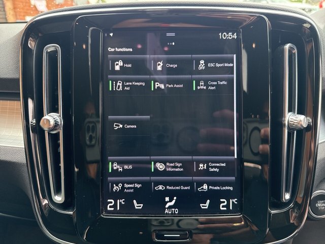 2022 Volvo Xc40 1.5L Plus 5dr - Photo 12