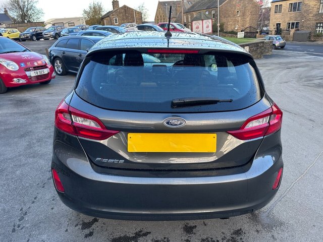 2017 FORD, FIESTA - Photo 7