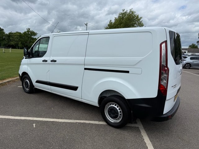 View our FORD TRANSIT CUSTOM