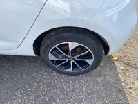 USED 2017 67 RENAULT ZOE R90 41kWh Dynamique Nav Hatchback 5dr Electric Auto (i) (92 bhp) Electric Car