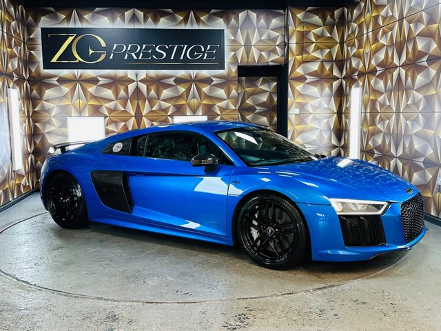 View our Audi R8 5.2 FSI V10 Plus S Tronic quattro Euro 6 (s/s) 2dr