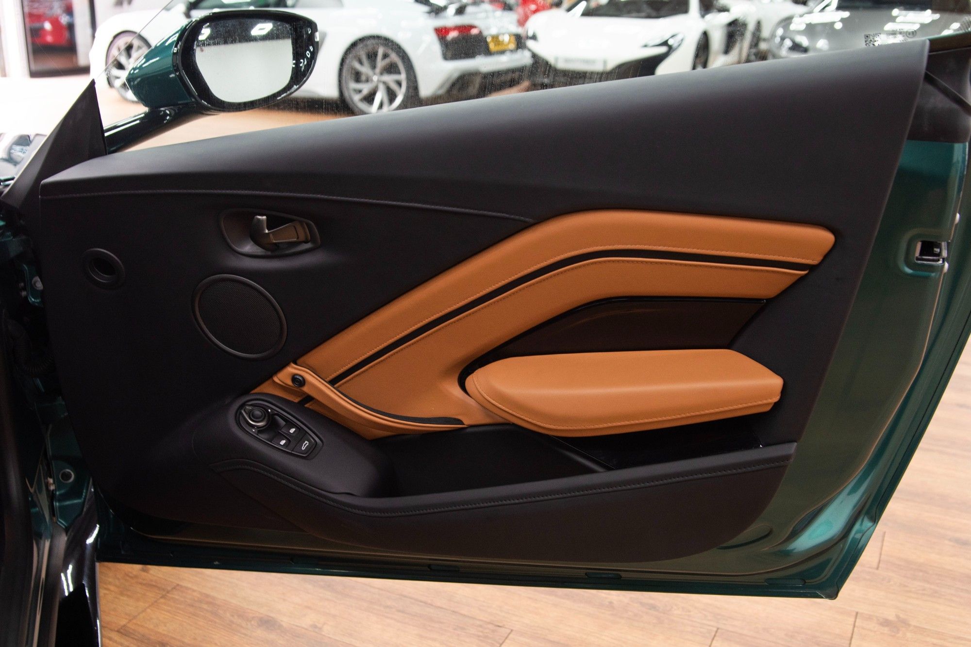 USED 2022 22 ASTON MARTIN VANTAGE 4.0 V8 Coupe  