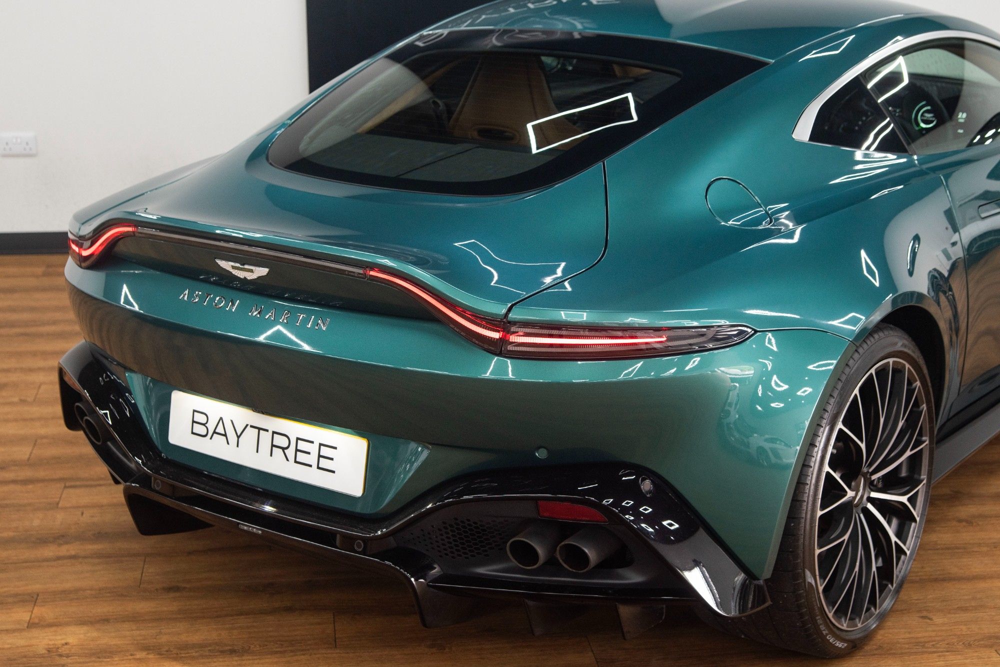 USED 2022 22 ASTON MARTIN VANTAGE 4.0 V8 Coupe  