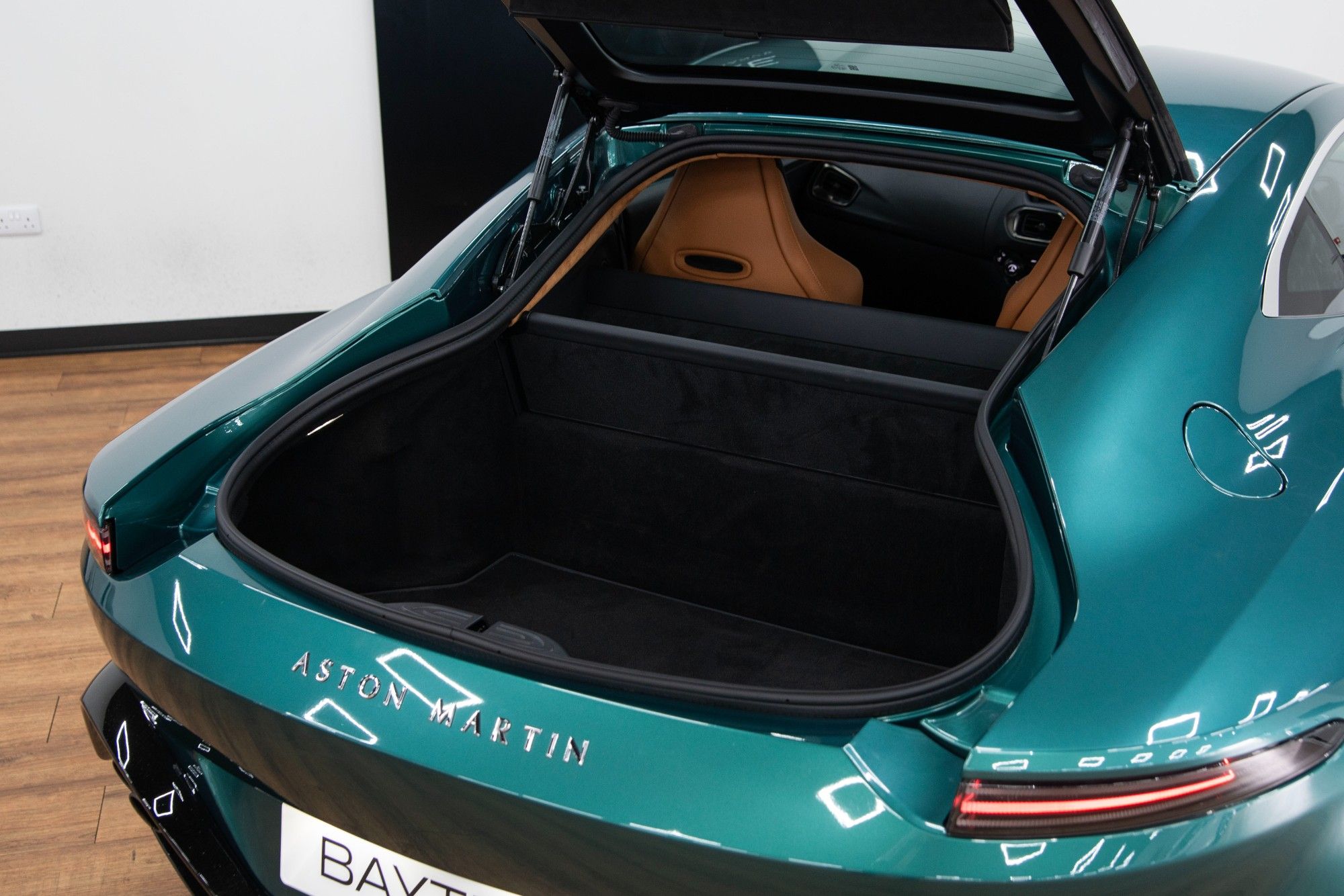 USED 2022 22 ASTON MARTIN VANTAGE 4.0 V8 Coupe  