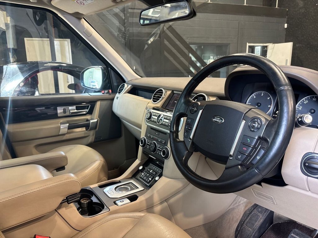 USED 2015 65 LAND ROVER DISCOVERY 4 3.0 SD V6 HSE Luxury SUV 5dr Diesel Auto 4WD Euro 6 (s/s) (256 bhp) SURROUND CAMERA|TIMING BELT