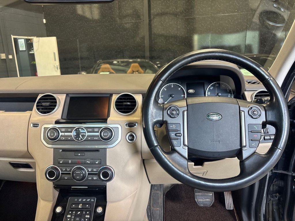 USED 2015 65 LAND ROVER DISCOVERY 4 3.0 SD V6 HSE Luxury SUV 5dr Diesel Auto 4WD Euro 6 (s/s) (256 bhp) SURROUND CAMERA|TIMING BELT