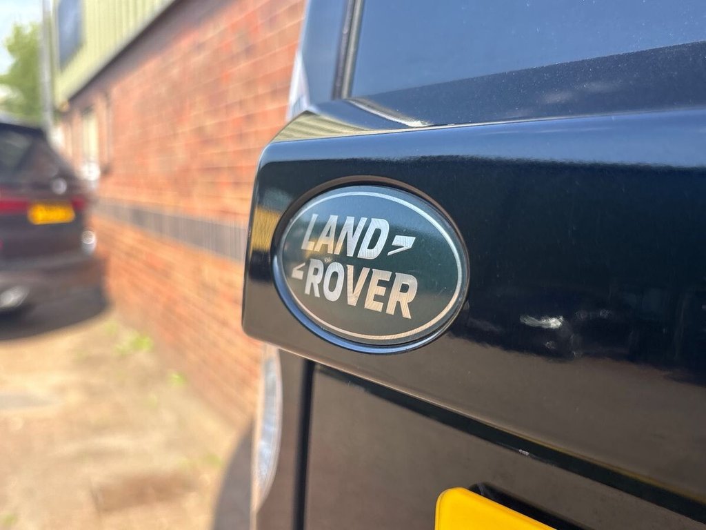 USED 2015 65 LAND ROVER DISCOVERY 4 3.0 SD V6 HSE Luxury SUV 5dr Diesel Auto 4WD Euro 6 (s/s) (256 bhp) SURROUND CAMERA|TIMING BELT