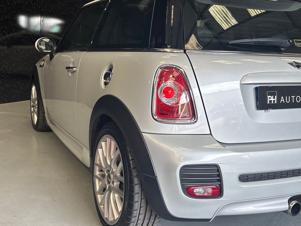 USED 2013 S MINI HATCH 1.6 Cooper S Hatchback 3dr Petrol Auto Euro 5 (184 ps) 1 OWNER | FULL MINI HISTORY