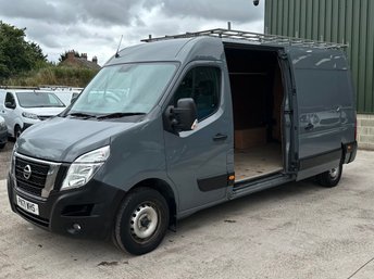 2021 NISSAN NV400