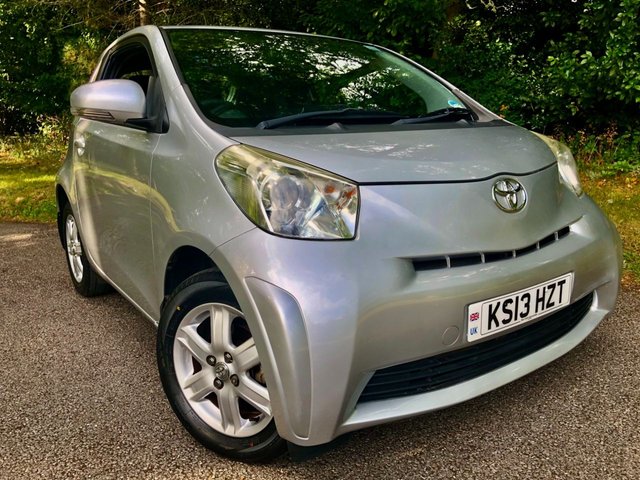 2013 13 Toyota Iq 1.0 VVT-i Hatchback 3dr Petrol Manual Euro 5 (68 ps) 1 RETIRED LADY OWNER + NEPHEW LATE ON WITH ONLY 17,000 MILES --YES 17,000 MILES ONLY //X9 TOYOTA MAIN DEALER/SPECIALIST SERVICING STAMPS//X9 AIRBAGS\\AIRCON//ALLOYS//INSURANCE GROUP 3//20 POUND ROAD TAX//