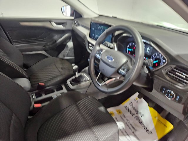 2024 Ford Focus 1L Titanium 5dr - Photo 9
