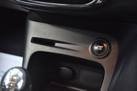 USED 2015 65 RENAULT CAPTUR 1.5 dCi ENERGY Dynamique Nav SUV 5dr Diesel Manual Euro 6 (s/s) (90 ps) DAB Digital Radio, &pound;20 Road Tax, Air Conditioning