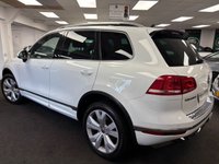 USED 2016 16 VOLKSWAGEN TOUAREG  3.0 TDI V6 BLUEMOTION TECH R LINE 4WD TIP AUTO DIESEL EURO 6  UK DELIVERY FLAT FEE &pound;175 (SUBJECT TO DEAL) *OVER 100 IMAGES ON OUR WEBSITE*BESPOKE FINANCE ARRANGED*PART EXCHANGE WELCOME*ALL VEHICLES HPI CLEAR