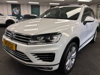 USED 2016 16 VOLKSWAGEN TOUAREG  3.0 TDI V6 BLUEMOTION TECH R LINE 4WD TIP AUTO DIESEL EURO 6  UK DELIVERY FLAT FEE &pound;175 (SUBJECT TO DEAL) *OVER 100 IMAGES ON OUR WEBSITE*BESPOKE FINANCE ARRANGED*PART EXCHANGE WELCOME*ALL VEHICLES HPI CLEAR