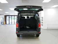 USED 2022 22 VOLKSWAGEN TRANSPORTER T30 2.0 TDI 150 BHP SWB HIGHLINE KOMBI 5 SEATS ( SAT NAV / NO VAT ! ) 5 SEATS | SAT NAV | AIR CON | NO VAT !