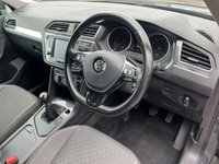 USED 2017 66 VOLKSWAGEN TIGUAN 2.0 TDI BlueMotion Tech SE Navigation SUV 5dr Diesel Manual Euro 6 (s/s) (150 ps) FULL SERVICE HISTORY WITH TIMING BELT CHANGE @63K 2 KEYS BOOK PACK SERVICED AS REQUIRED AND 1 YEAR MOT WITHIN THE SALE
