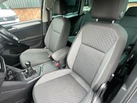 USED 2017 66 VOLKSWAGEN TIGUAN 2.0 TDI BlueMotion Tech SE Navigation SUV 5dr Diesel Manual Euro 6 (s/s) (150 ps) FULL SERVICE HISTORY WITH TIMING BELT CHANGE @63K 2 KEYS BOOK PACK SERVICED AS REQUIRED AND 1 YEAR MOT WITHIN THE SALE