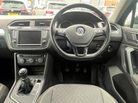 USED 2017 66 VOLKSWAGEN TIGUAN 2.0 TDI BlueMotion Tech SE Navigation SUV 5dr Diesel Manual Euro 6 (s/s) (150 ps) FULL SERVICE HISTORY WITH TIMING BELT CHANGE @63K 2 KEYS BOOK PACK SERVICED AS REQUIRED AND 1 YEAR MOT WITHIN THE SALE