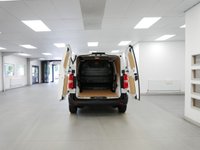 USED 2021 21 PEUGEOT EXPERT 1400 2.0 BLUEHDI 120 BHP MWB PROFESSIONAL 6DR 1 OWNER | AIR CON | 1400 WEIGHT | 6 DOORS