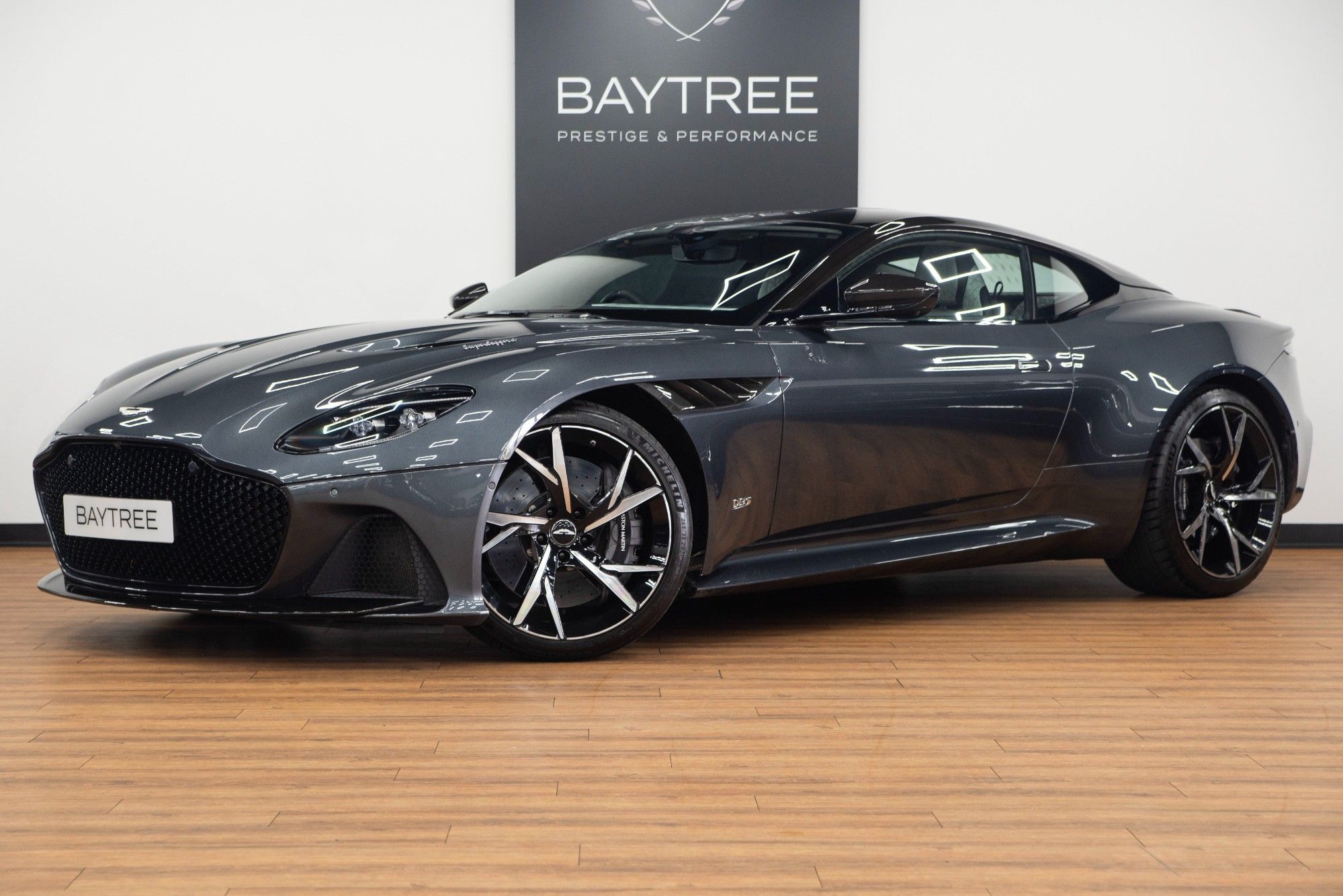 USED 2018 68 ASTON MARTIN DBS 5.2 V12 BiTurbo Superleggera Coupe 