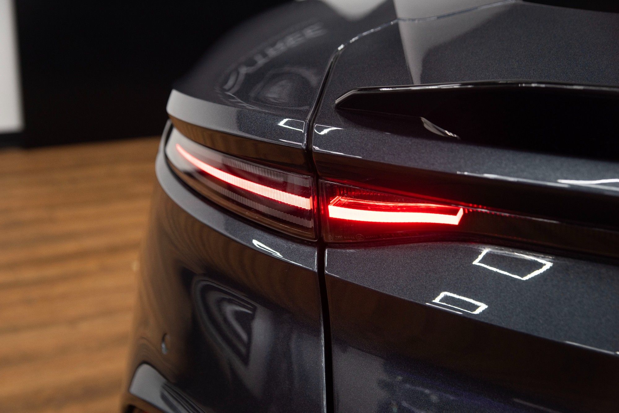 USED 2018 68 ASTON MARTIN DBS 5.2 V12 BiTurbo Superleggera Coupe 