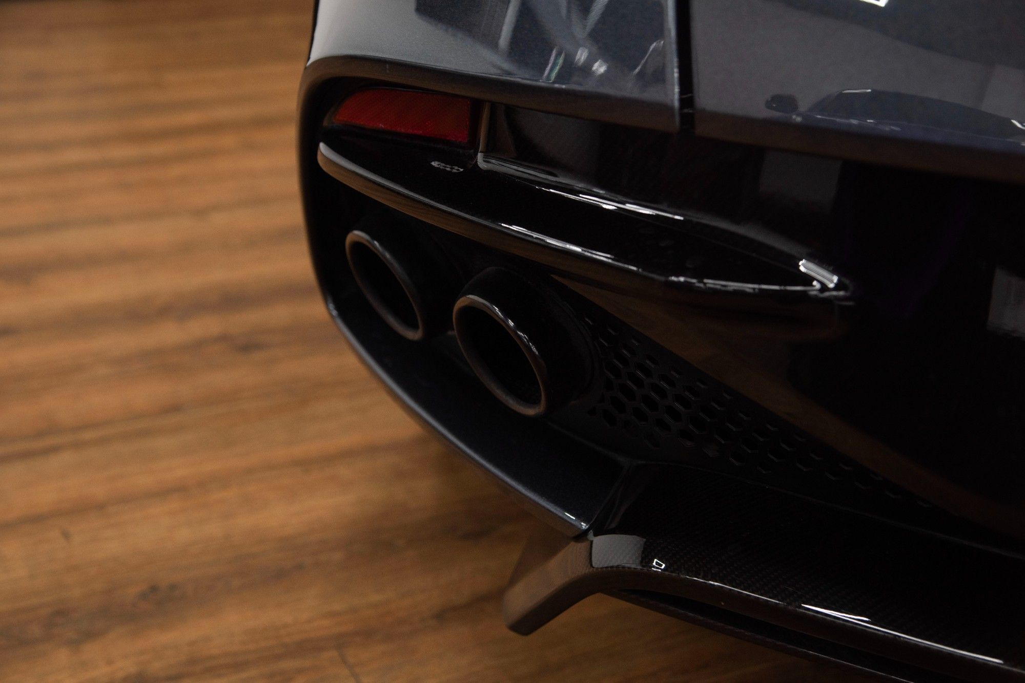 USED 2018 68 ASTON MARTIN DBS 5.2 V12 BiTurbo Superleggera Coupe 