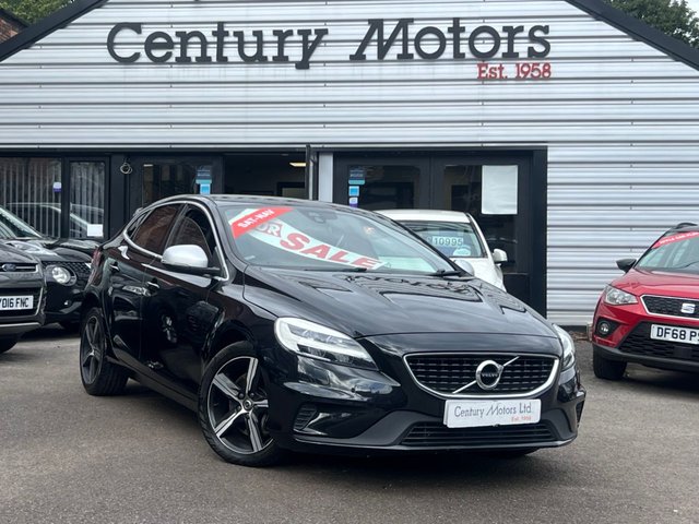2017 67 Volvo V40 2.0 D3 R-Design Nav Plus Hatchback 5dr Diesel Manual Euro 6 (s/s) (150 ps)
