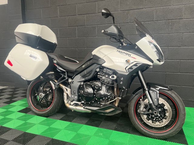 View our TRIUMPH TIGER 1050