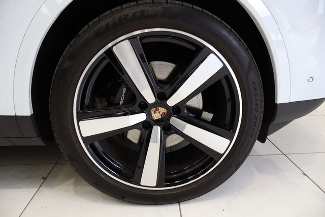 2024 PORSCHE CAYENNE - Photo 7