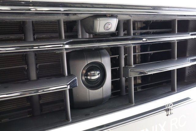 2024 PORSCHE CAYENNE - Photo 3