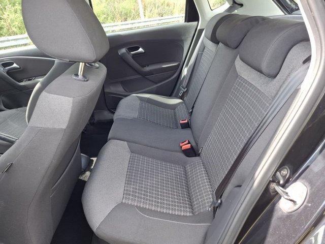 2016 VOLKSWAGEN POLO - Photo 9