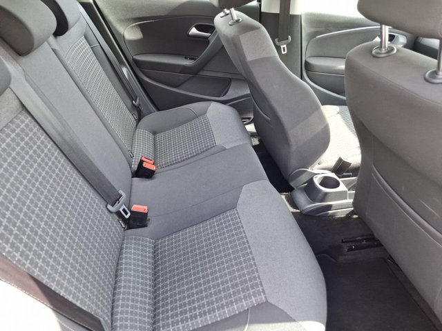 2016 VOLKSWAGEN POLO - Photo 8