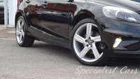 USED 2016 16 VOLVO V40 2.0 D2 R-Design Lux Nav Hatchback 5dr Diesel Manual Euro 6 (s/s) (120 ps) 