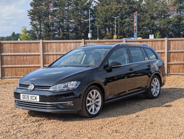 2019 VOLKSWAGEN GOLF