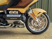 USED 2025 25 HONDA GL1800 Gold Wing 1800 Tour Tourer Petrol DCT Enclosed Shaft Euro 5 (126 ps) FULL OPTION PACK + DATATOOL TRACKER