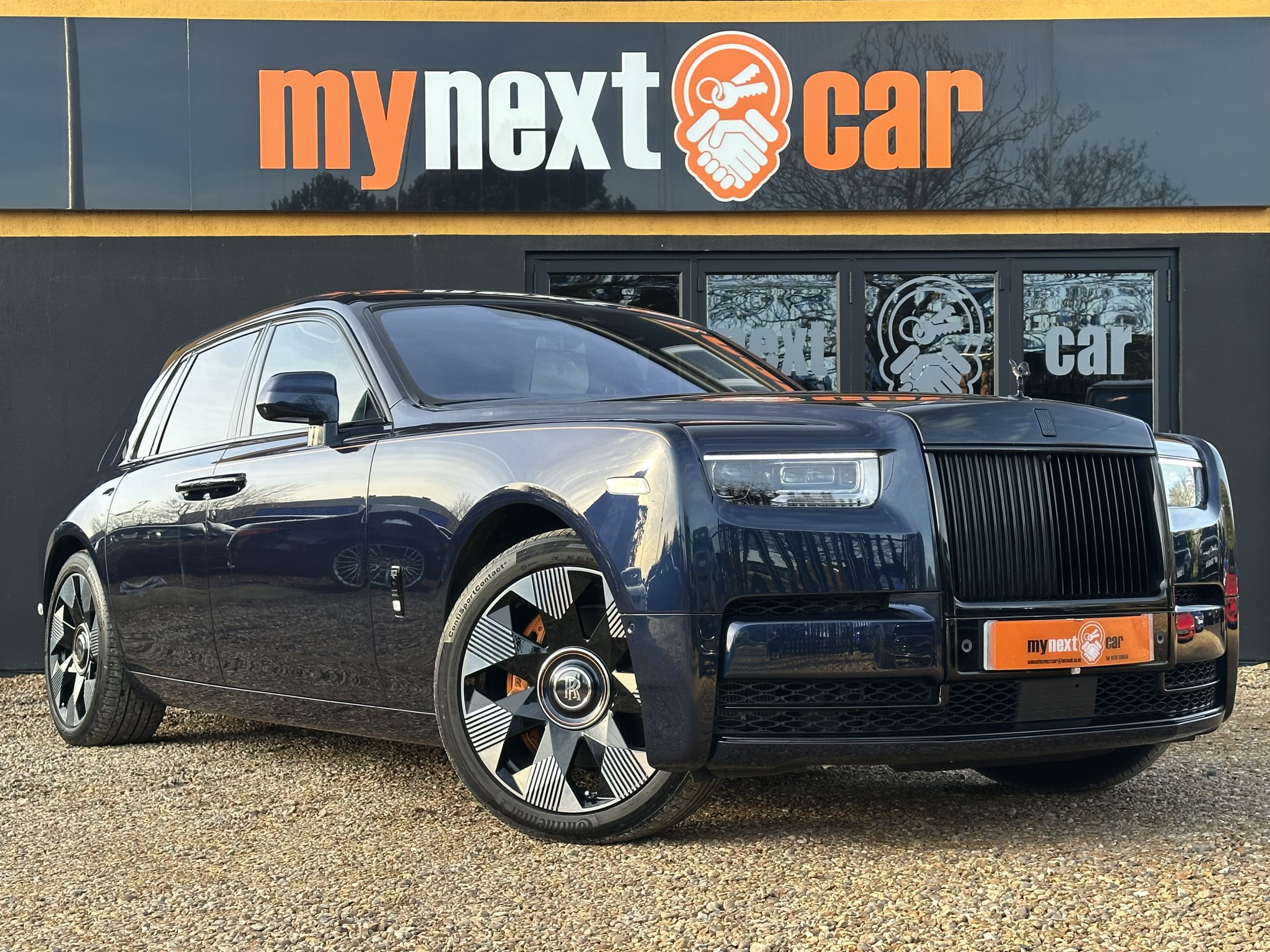 2025 Rolls-Royce Phantom 6.75 V1...
