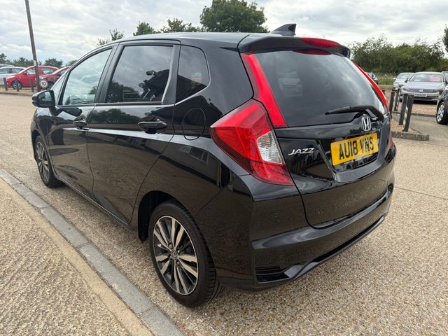 2018 HONDA JAZZ 1.3 i-VTEC EX Hatchback 5dr Petrol Manual Euro 6 (s/s) (102 ps) - Photo 6