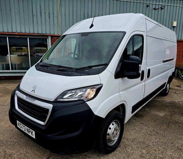 2023 73 Peugeot Boxer 2.2 BlueHDi 335 Professional Premium + Panel Van 5dr Diesel Manual L3 High Roof Euro 6 (s/s) (140 ps)