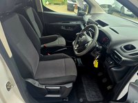 USED 2020 70 VAUXHALL COMBO 1.6 Turbo D 2300 Sportive Panel Van 4dr Diesel Manual L1 H1 Euro 6 (s/s) (100 ps) AIR CON, CRUISE, PARKING SENSORS