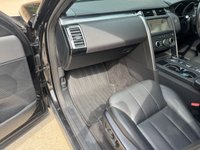 USED 2020 20 LAND ROVER DISCOVERY 3.0 SD V6 Landmark Edition SUV 5dr Diesel Auto 4WD Euro 6 (s/s) (306 ps) 