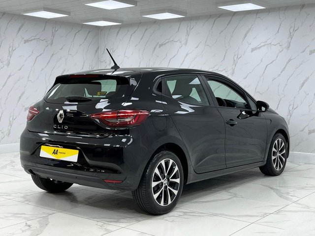 2022 Renault Clio 1L Iconic Edition 5dr - Photo 11