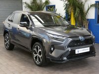 USED 2022 22 TOYOTA RAV4 2.5 VVT 18.1kWh Dynamic SUV 5dr Petrol Plug-in Hybrid CVT 4WD Euro 6 (s/s) (306 ps) SAT NAV PART LEATHER REAR VIEW CAMERA CRUISE CONTROL PARKING SENSORS GENUINE LOW MILES 1 OWNER SERVICE HISTORY TOYOTA WARRANTY TILL MARCH 2032
