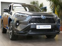 USED 2022 22 TOYOTA RAV4 2.5 VVT 18.1kWh Dynamic SUV 5dr Petrol Plug-in Hybrid CVT 4WD Euro 6 (s/s) (306 ps) SAT NAV PART LEATHER REAR VIEW CAMERA CRUISE CONTROL PARKING SENSORS GENUINE LOW MILES 1 OWNER SERVICE HISTORY TOYOTA WARRANTY TILL MARCH 2032