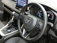 USED 2022 22 TOYOTA RAV4 2.5 VVT 18.1kWh Dynamic SUV 5dr Petrol Plug-in Hybrid CVT 4WD Euro 6 (s/s) (306 ps) SAT NAV PART LEATHER REAR VIEW CAMERA CRUISE CONTROL PARKING SENSORS GENUINE LOW MILES 1 OWNER SERVICE HISTORY TOYOTA WARRANTY TILL MARCH 2032