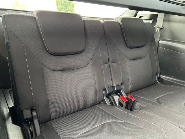 2021 Ford S-Max 2L Titanium 5dr - Photo 9