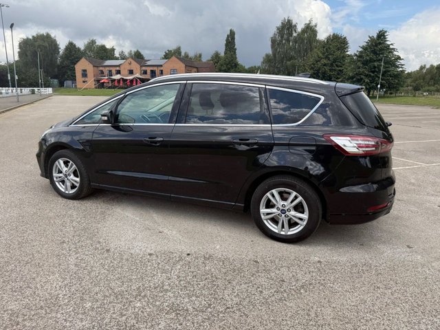 2021 Ford S-Max 2L Titanium 5dr - Photo 7