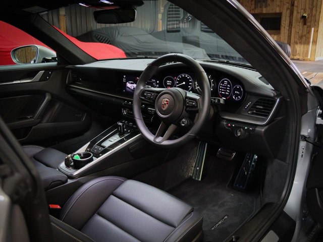 2023 PORSCHE 911 - Photo 12