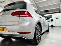 USED 2018 18 VOLKSWAGEN GOLF 1.4 TSI SE Nav Hatchback 5dr Petrol Manual Euro 6 (s/s) (125 ps) 