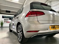 USED 2018 18 VOLKSWAGEN GOLF 1.4 TSI SE Nav Hatchback 5dr Petrol Manual Euro 6 (s/s) (125 ps) 